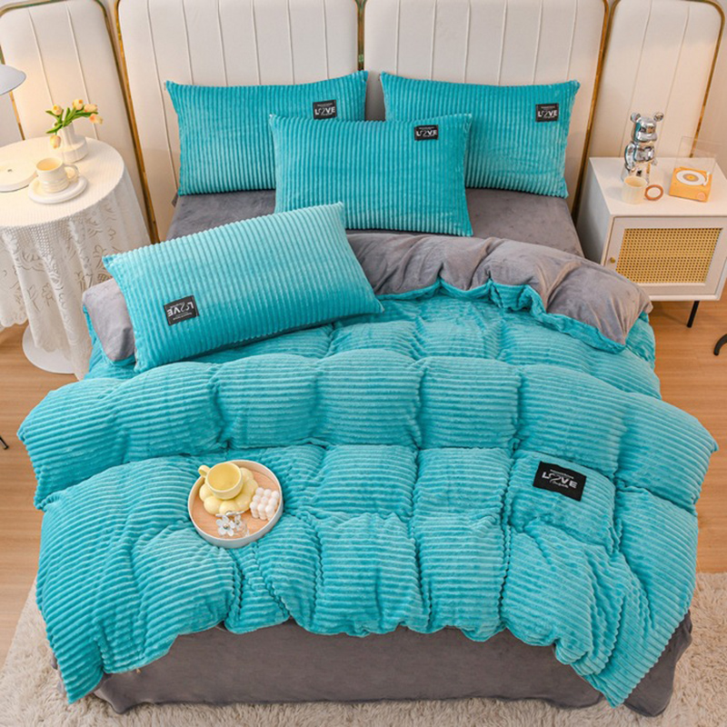 طقم أغطية سرير شتوي دافئ مكون  - مراجعة Embroidery Quilt Cover وسعره